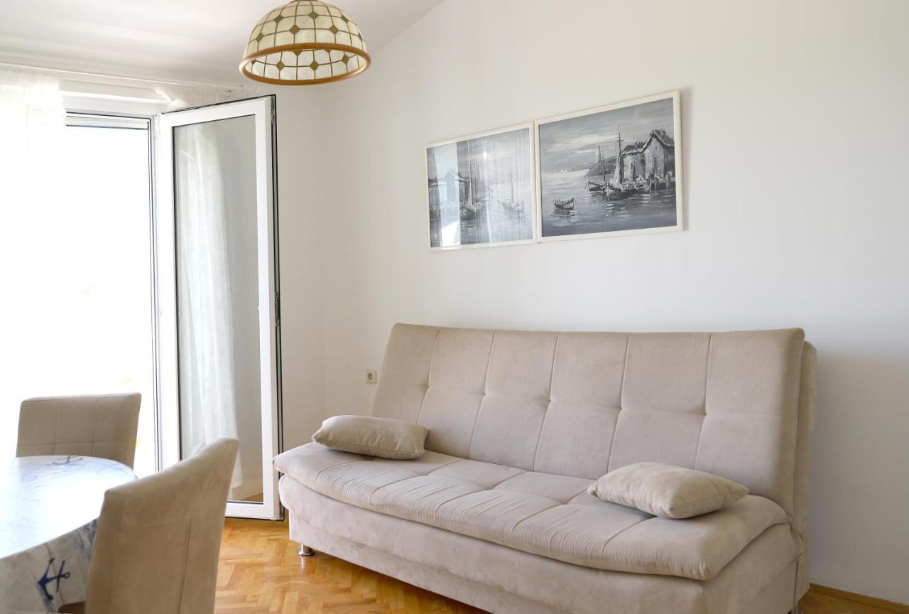Apartment Hudan Malinska Eksteriør billede